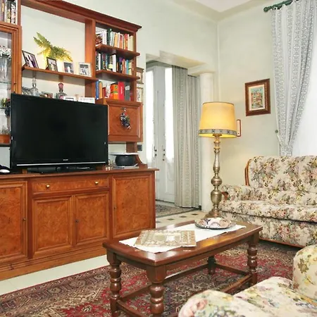 Due Passi Dalla Citta Bed & Breakfast *